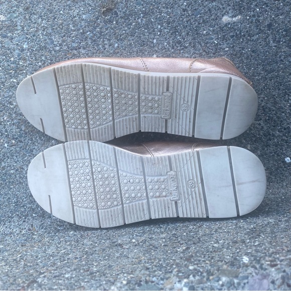 Darkwood Touch woman’s 39 (8.5) lace-up shoes gold metallic. Padded inside le - Picture 5 of 9